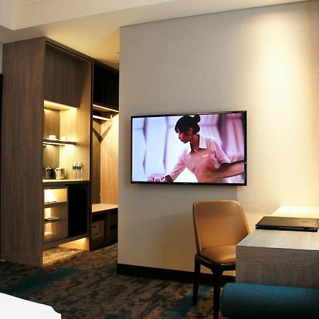 Queena Plaza Hotel Tainan Luaran gambar