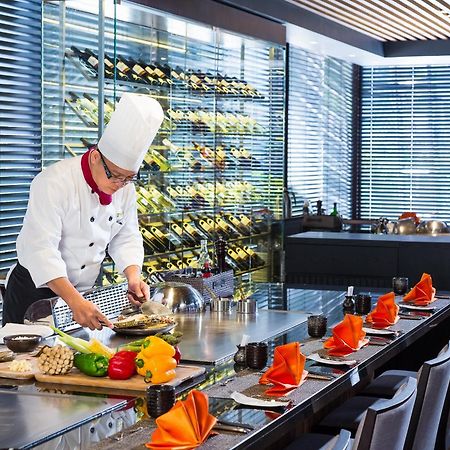 Queena Plaza Hotel Tainan Luaran gambar