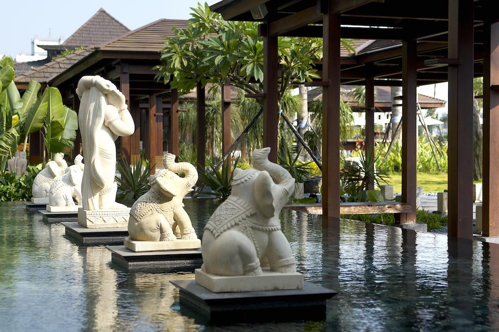 Queena Plaza Hotel Tainan Luaran gambar