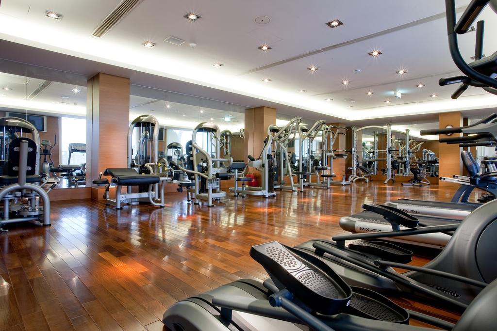 Queena Plaza Hotel Tainan Luaran gambar