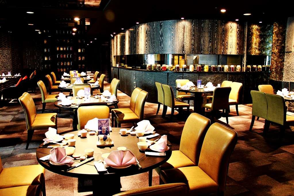 Queena Plaza Hotel Tainan Restoran gambar